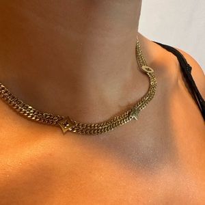 Choker Stainless Steel gold Necklace with lilies and clover. European product☀️